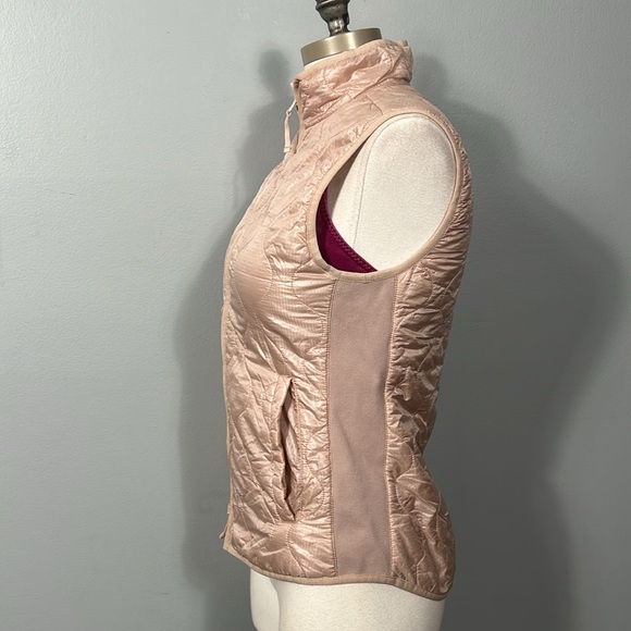 J. Crew Womens Layering Vest Primaloft Rose Gold size XS- like new - Picture 7 of 15